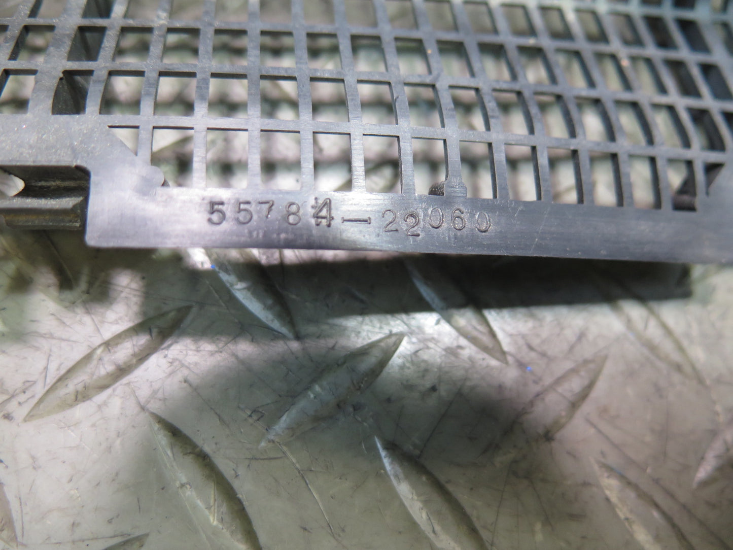 84-86 Toyota Cressida MX73 Front Windshield Cowl Vent Grille Cover Set of 3 OEM