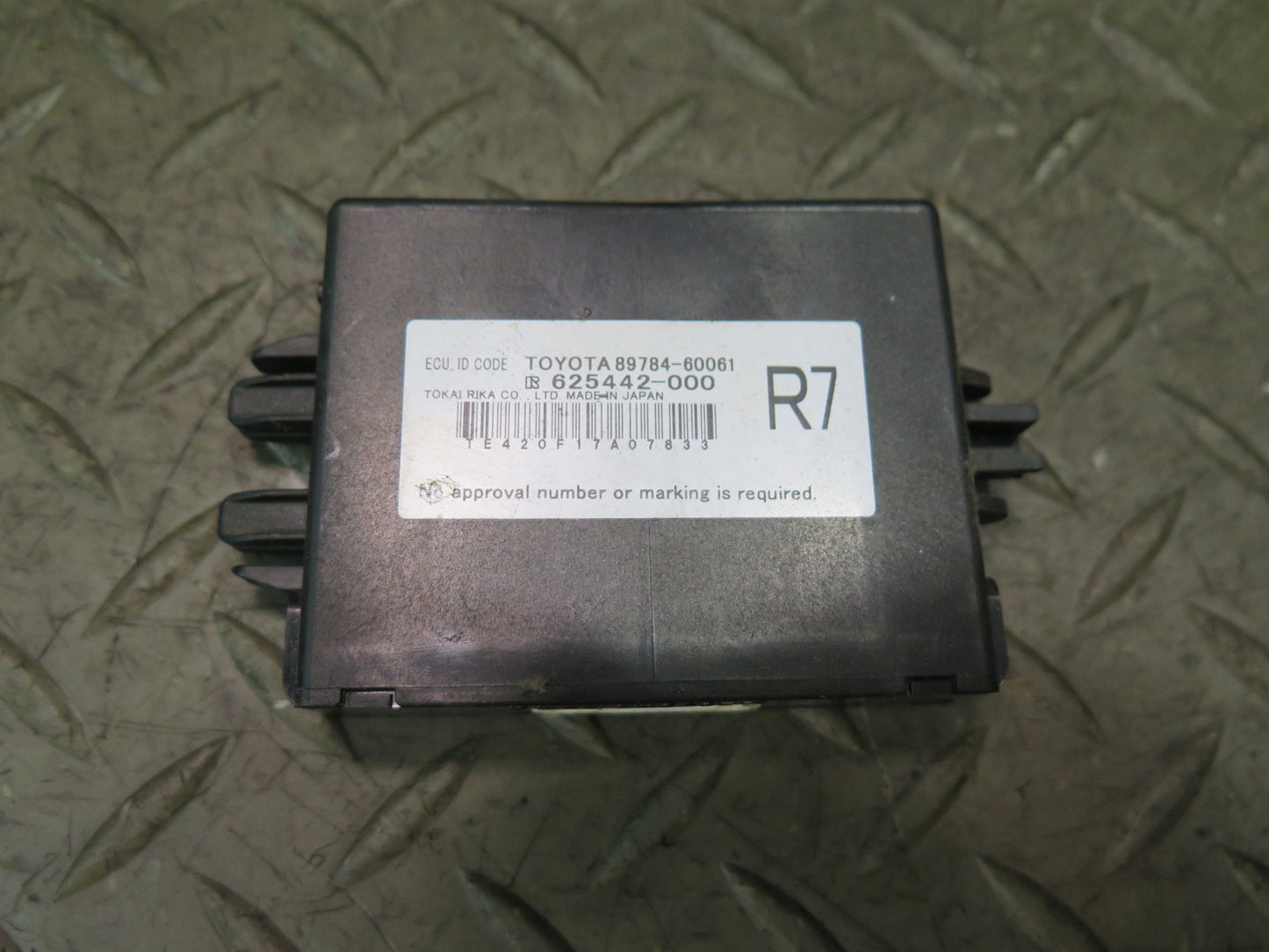 2011 Lexus GX460 ECU Theft Module Computer Door Lock Ignition Cylinder KEY Set
