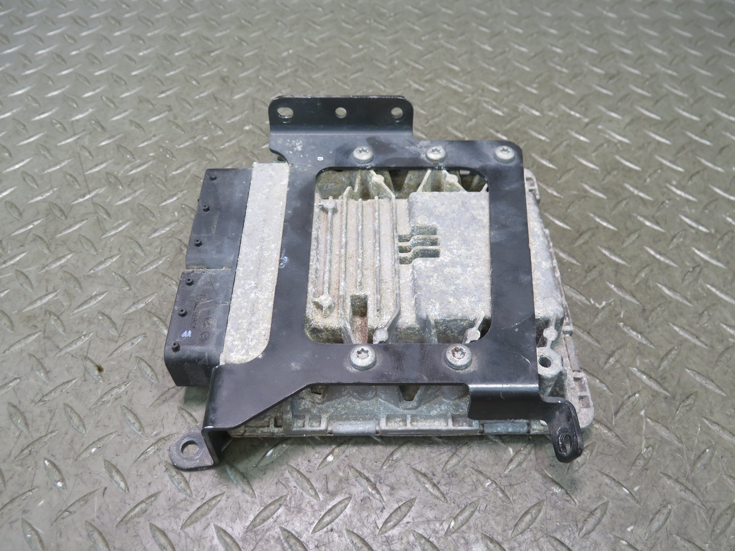 2008-2010 Porsche Cayenne 957 Turbo 4.8L Engine ECU ECM Computer Control Module