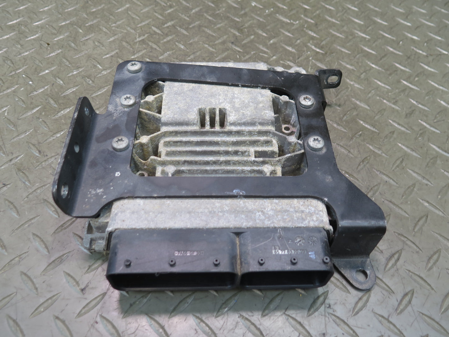 2008-2010 Porsche Cayenne 957 Turbo 4.8L Engine ECU ECM Computer Control Module