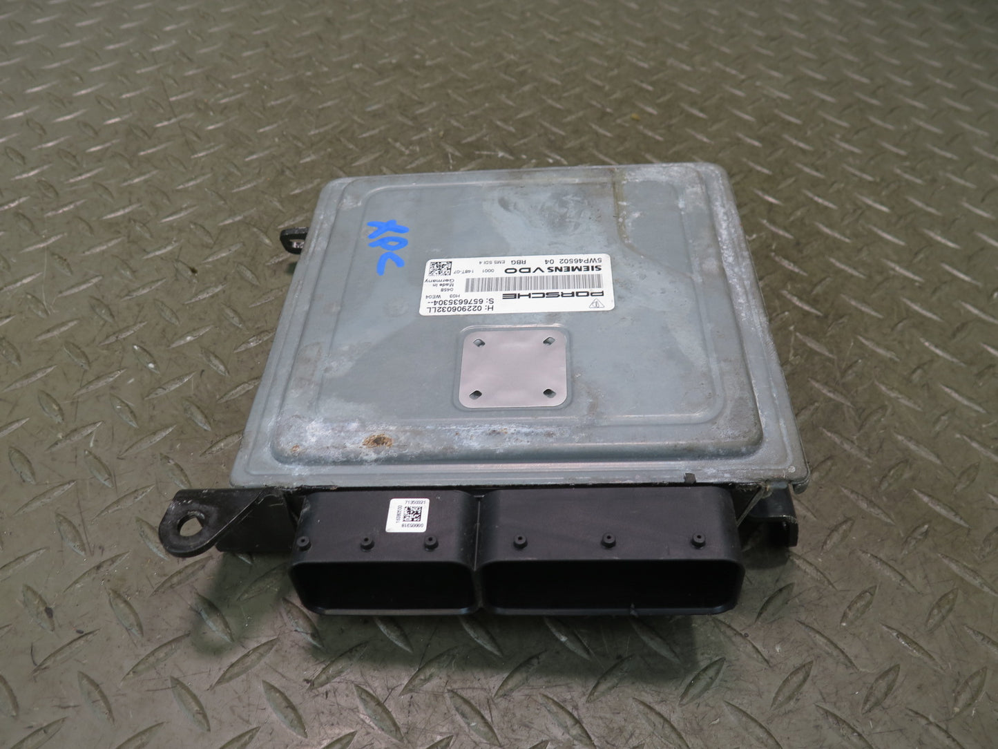 2008-2010 Porsche Cayenne 957 Turbo 4.8L Engine ECU ECM Computer Control Module