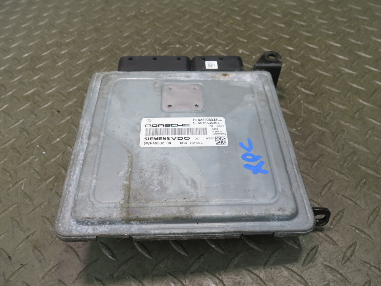 2008-2010 Porsche Cayenne 957 Turbo 4.8L Engine ECU ECM Computer Control Module
