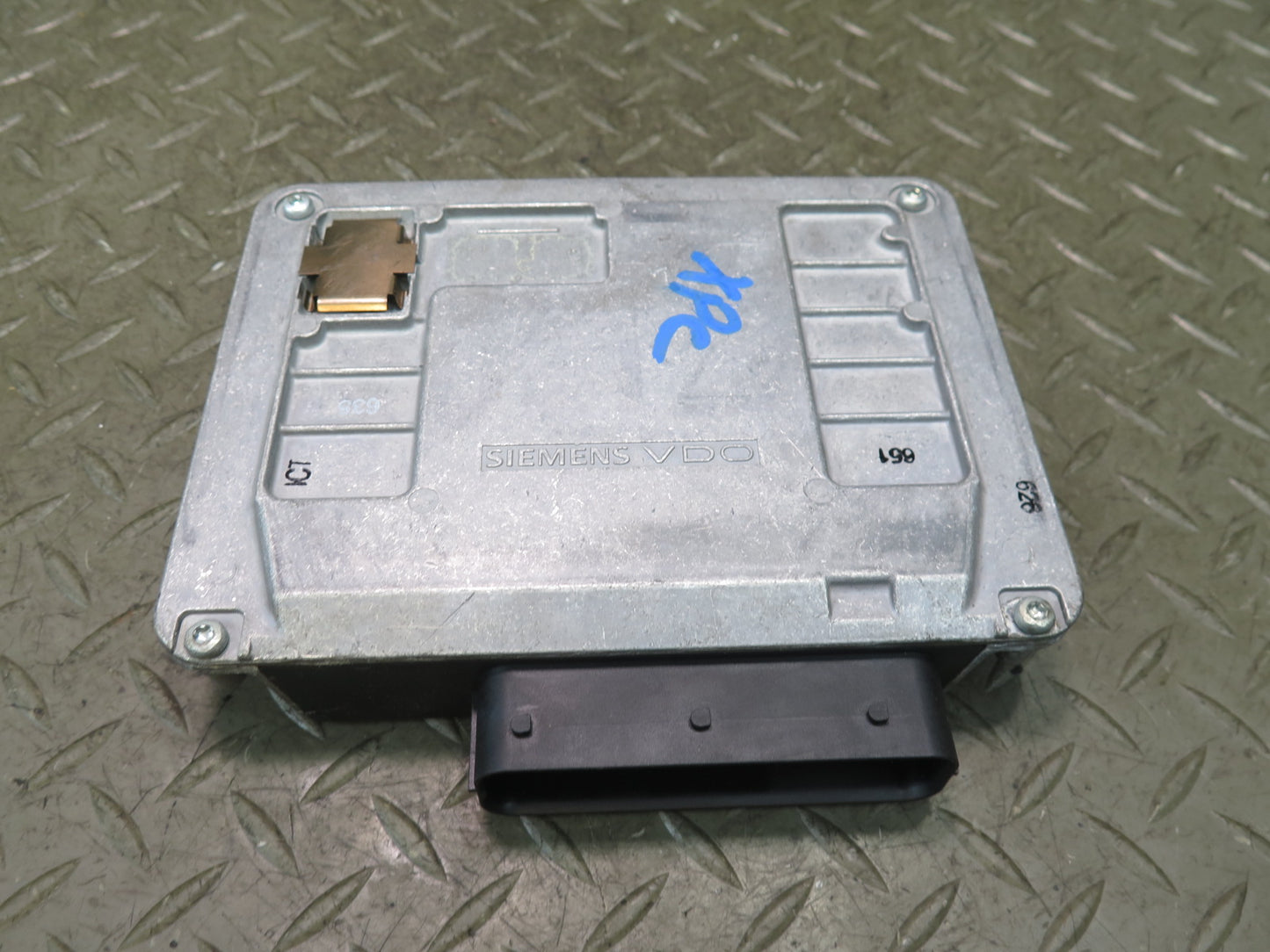 2008-2010 Porsche Cayenne 957 Transfer Case Control Module 0AD927755BK