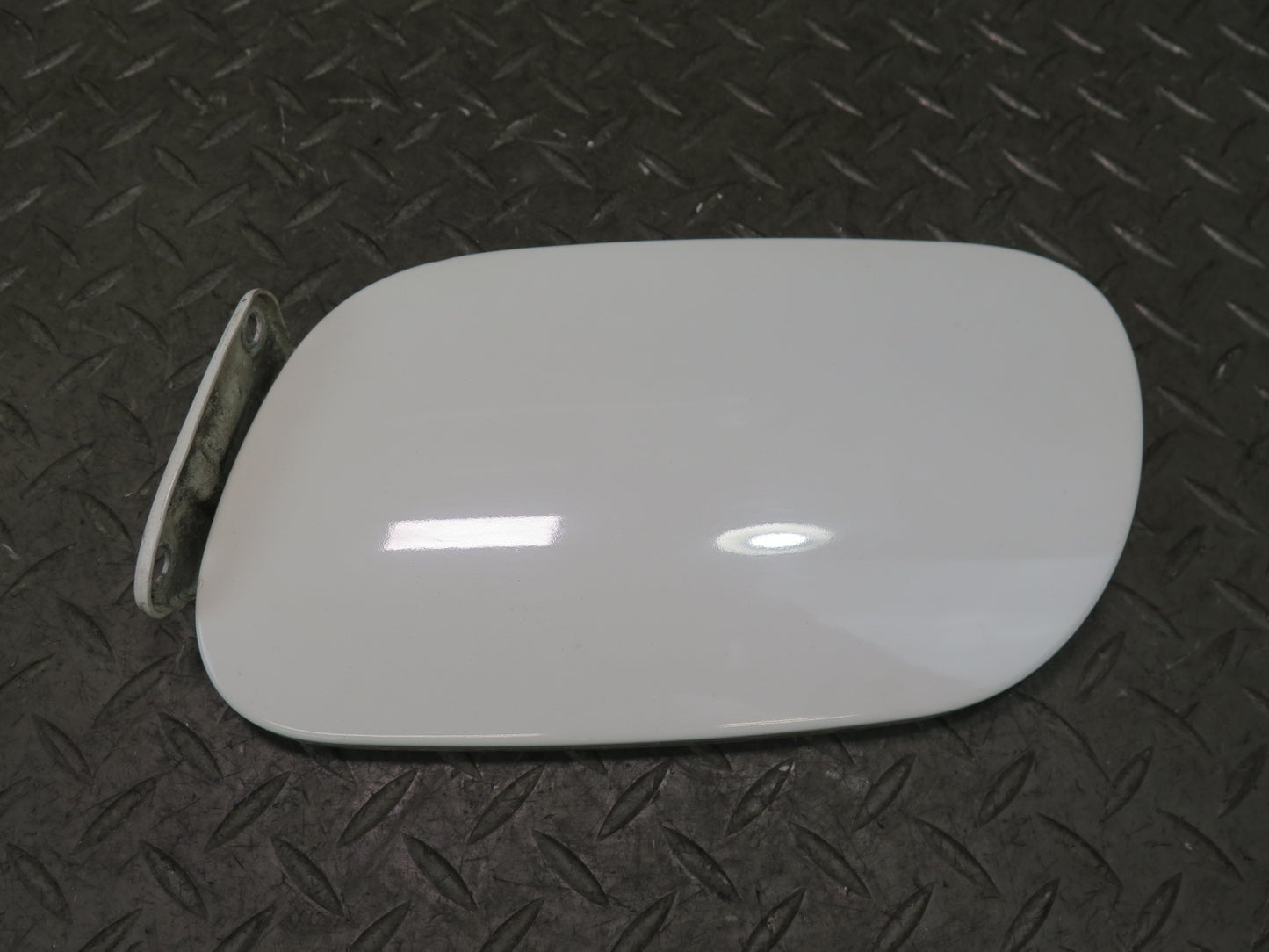 2003-2010 Porsche Cayenne 957 Fuel Tank Filler Door Lid Cover