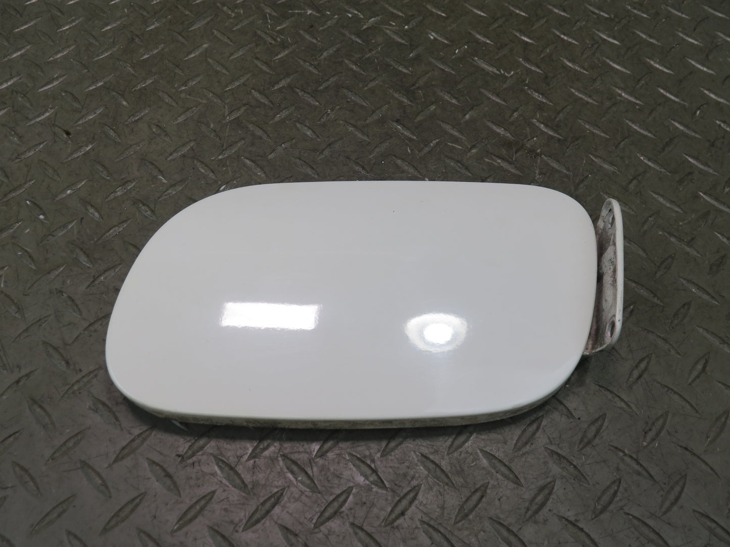 2003-2010 Porsche Cayenne 957 Fuel Tank Filler Door Lid Cover