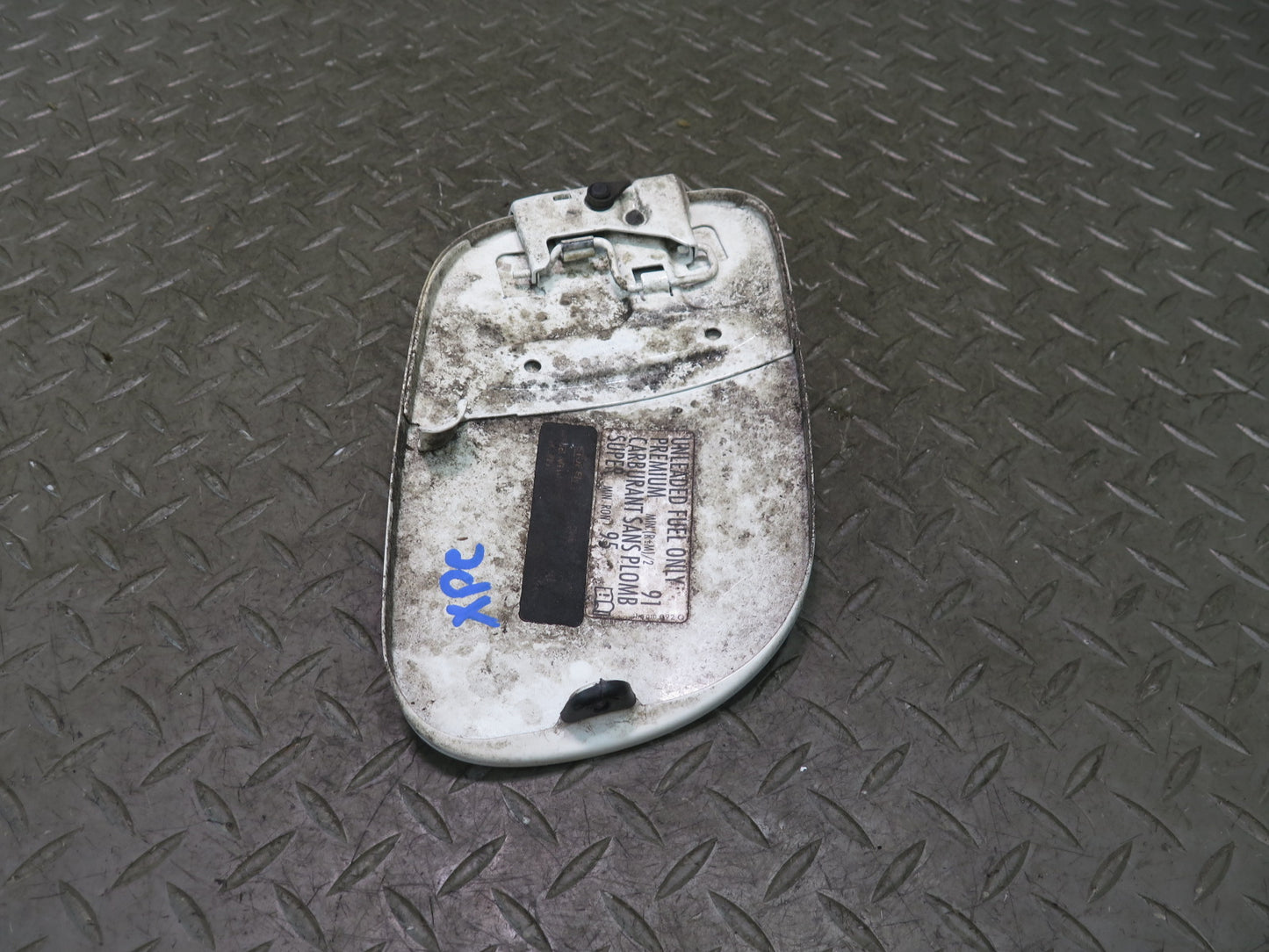 2003-2010 Porsche Cayenne 957 Fuel Tank Filler Door Lid Cover