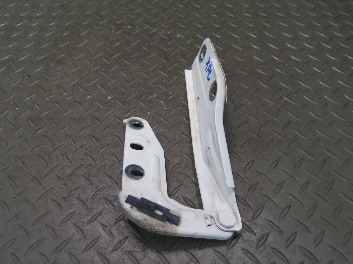 2003-2010 Porsche Cayenne 955 Front Left & Right Hood Hinge Set of 2