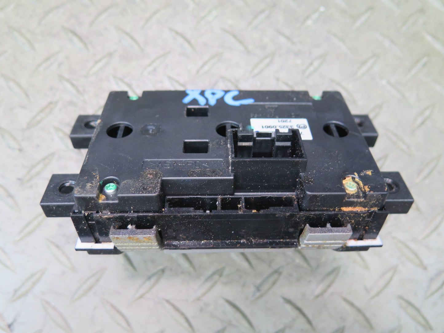 08-10 Porsche Cayenne 957 Center Console Suspension Control Switch 7L5941435P