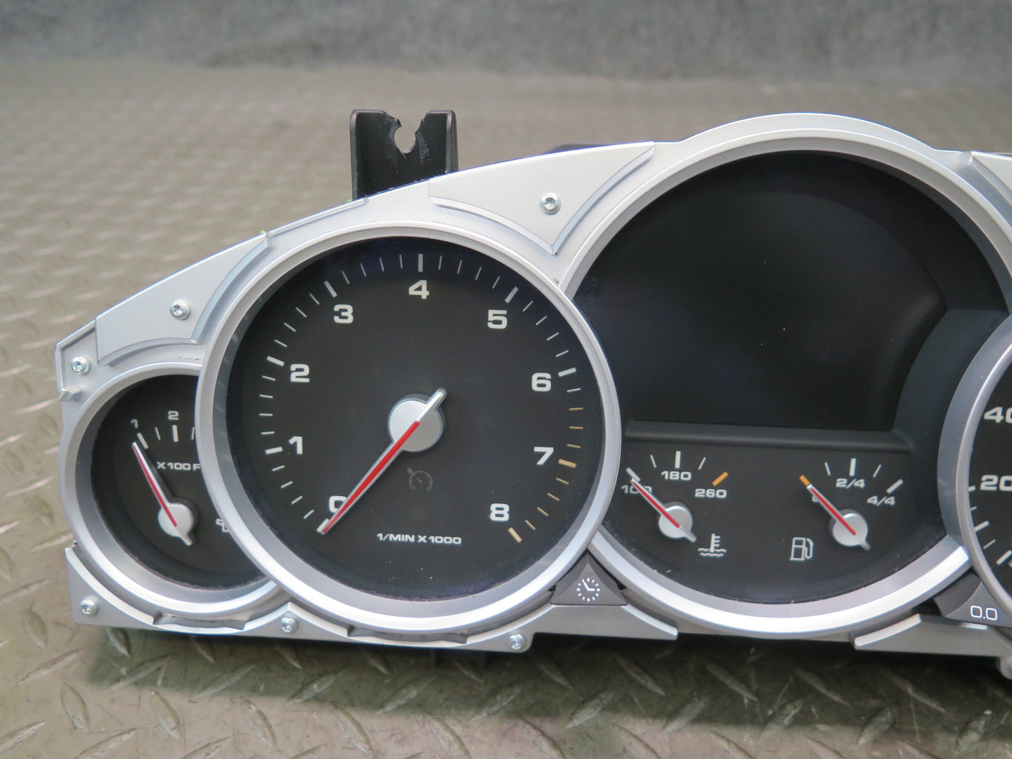 2008-2010 Porsche Cayenne 957 4.8L Turbo Instrument Cluster Gauge Speedometer