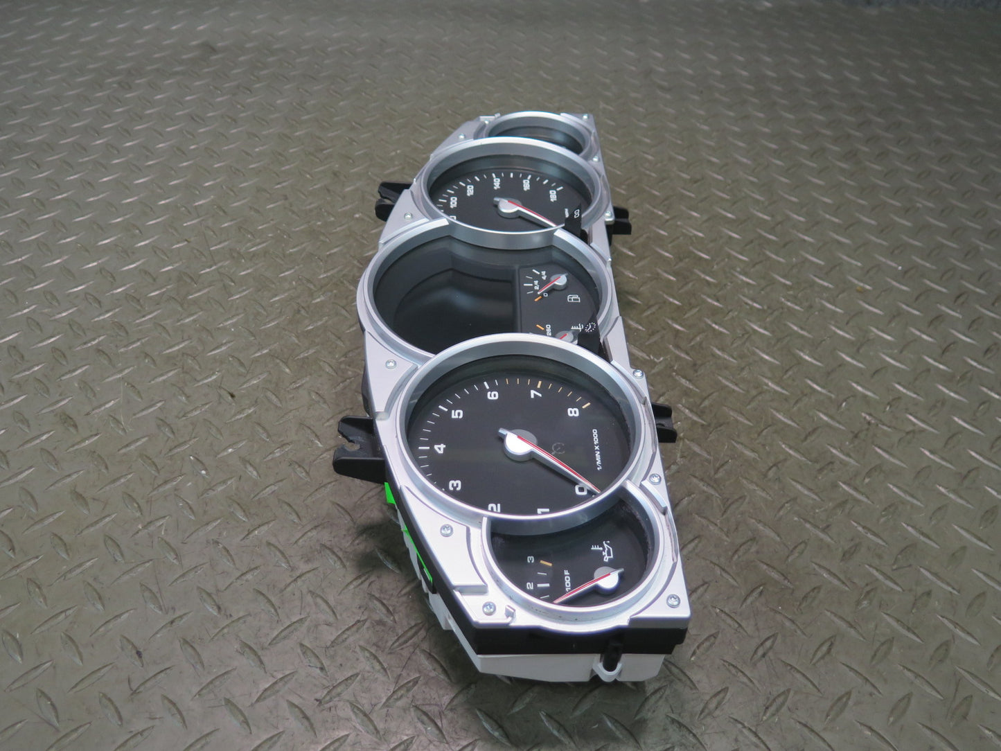 2008-2010 Porsche Cayenne 957 4.8L Turbo Instrument Cluster Gauge Speedometer