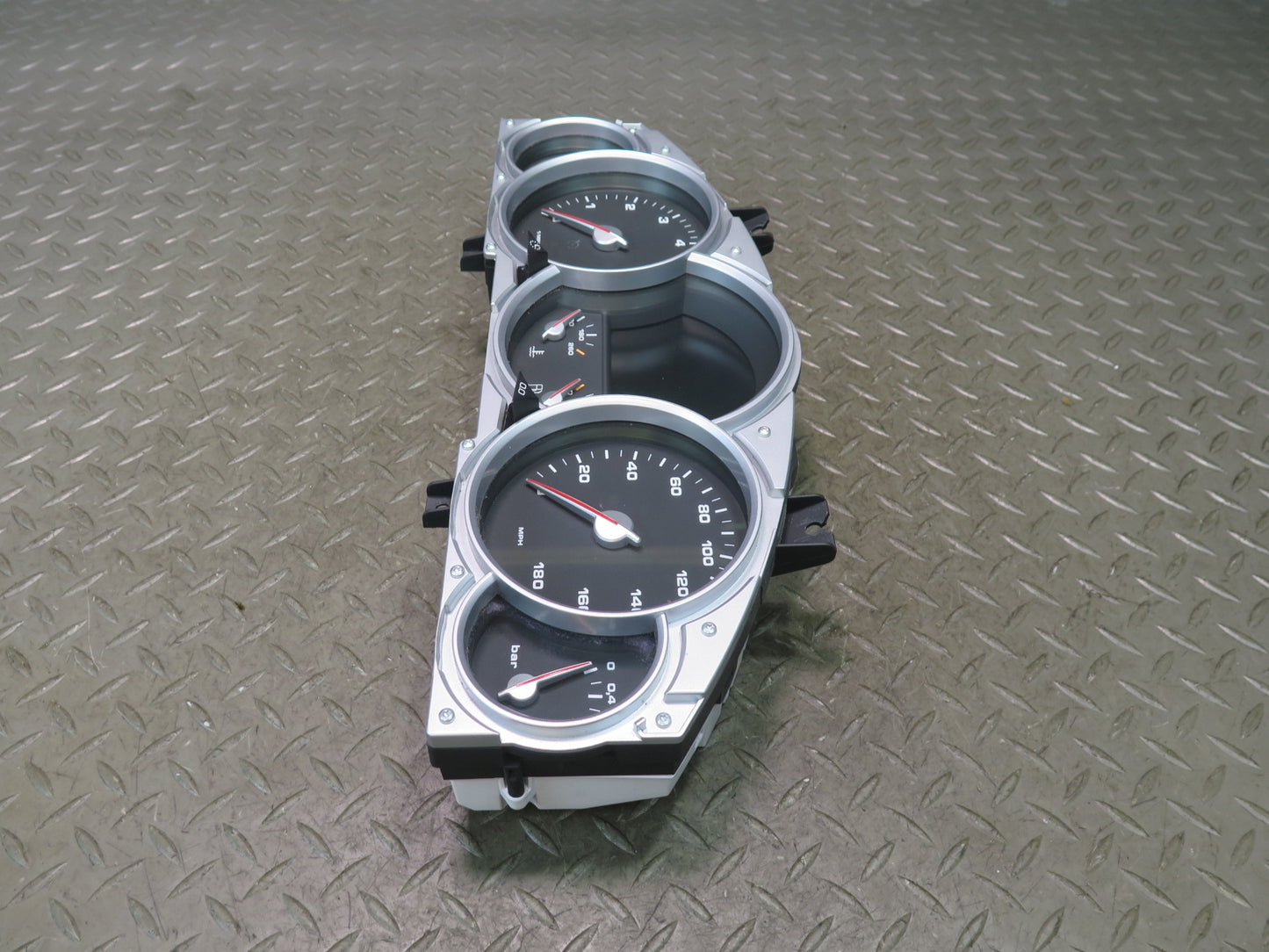 2008-2010 Porsche Cayenne 957 4.8L Turbo Instrument Cluster Gauge Speedometer