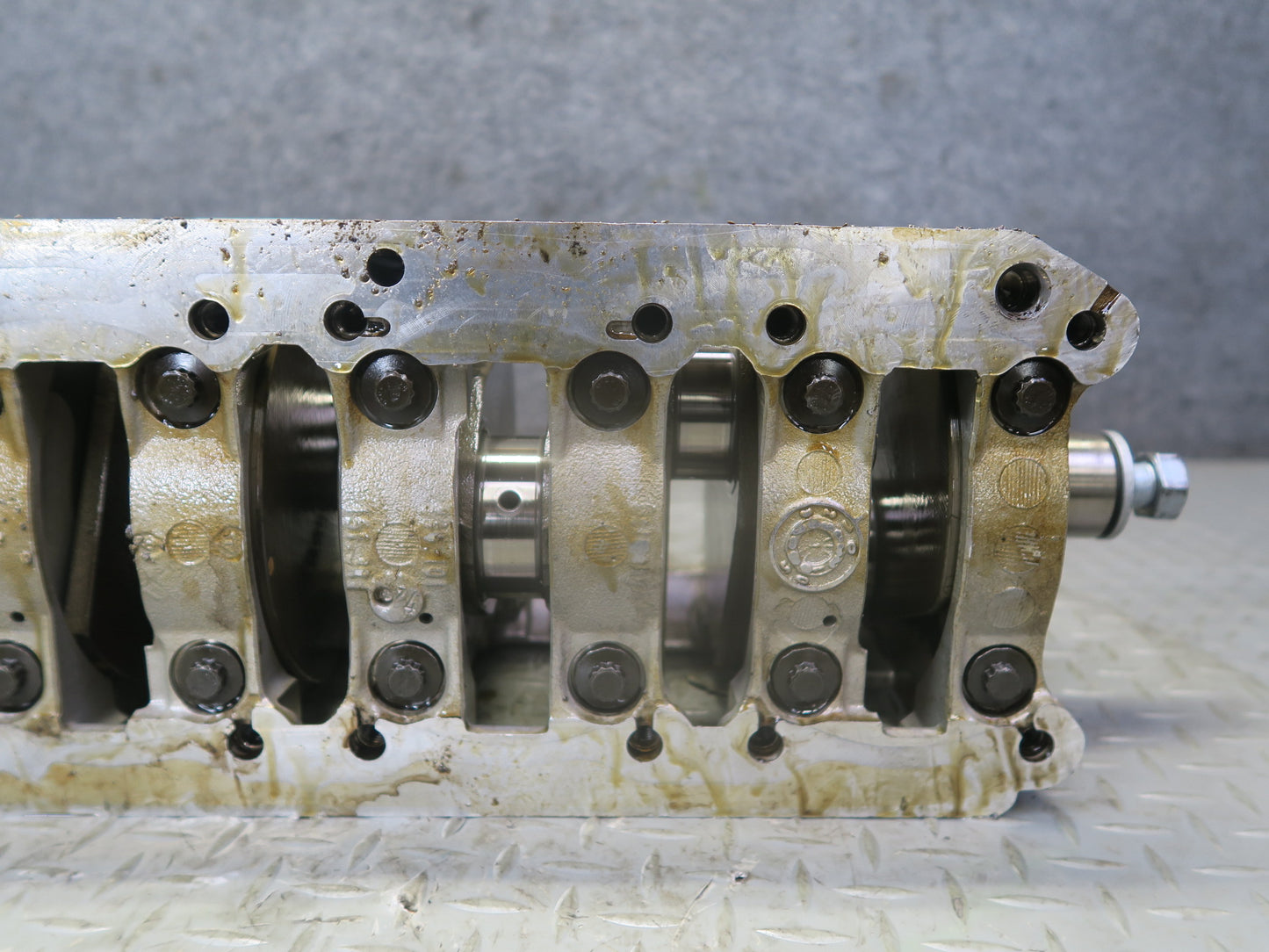 1999 Porsche 911 996 3.4L M96.01 Engine Motor Crankshaft w Case 19k Miles