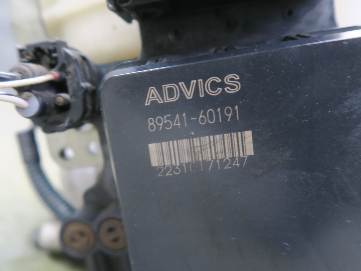 2011 Lexus URJ150L GX460 ABS Pump & Brake Master Cylinder Assembly OEM