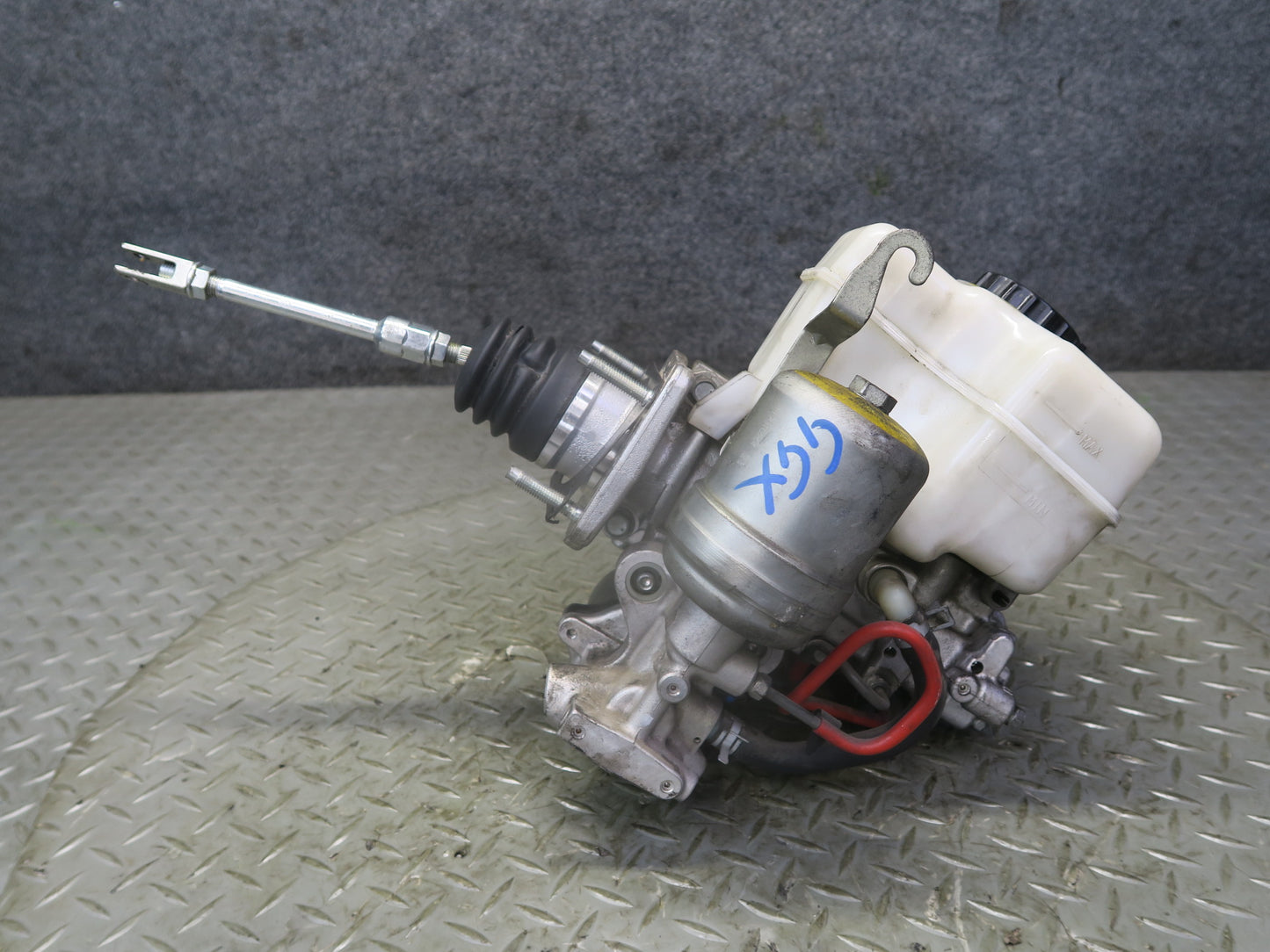 2011 Lexus URJ150L GX460 ABS Pump & Brake Master Cylinder Assembly OEM