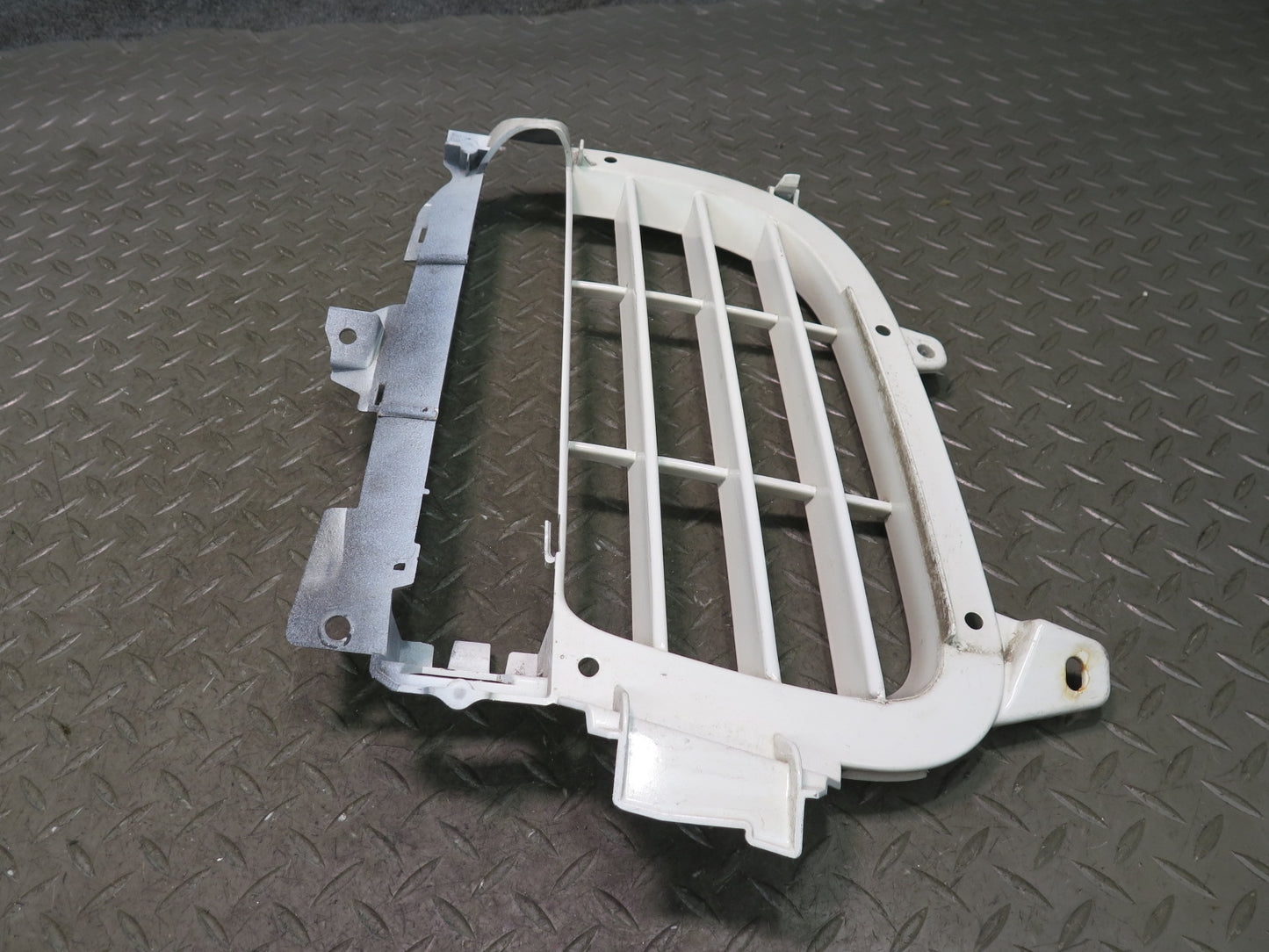 2008-2010 Porsche Cayenne 957 Turbo Front Bumper Left & Right Grille Set of 2