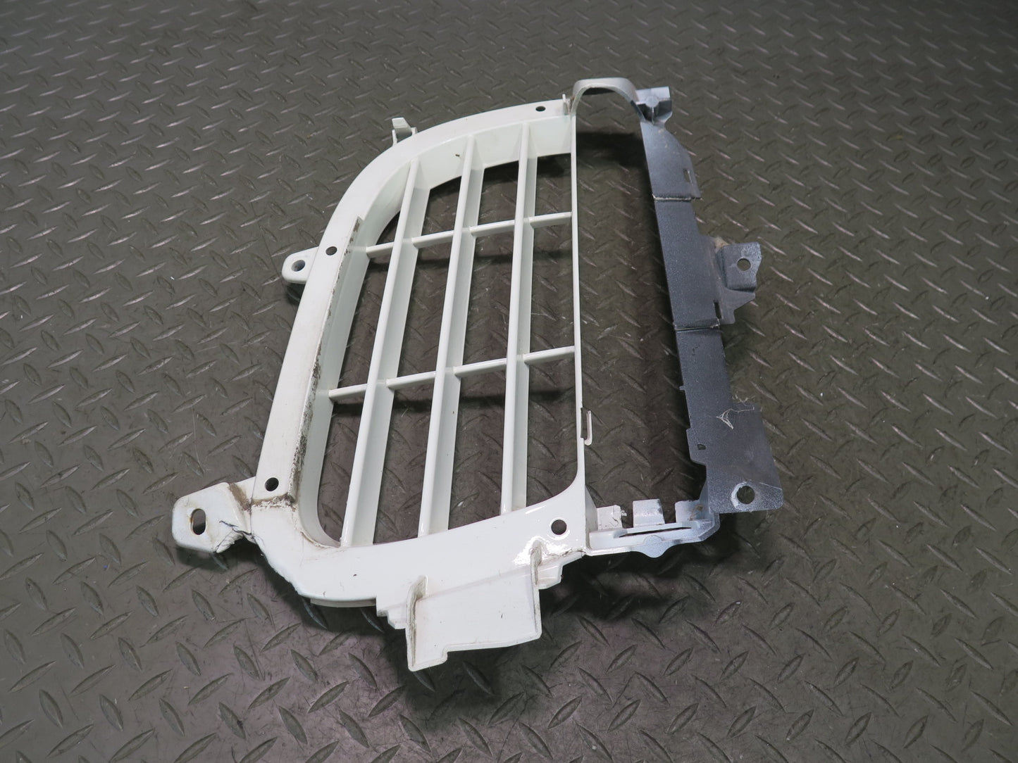 2008-2010 Porsche Cayenne 957 Turbo Front Bumper Left & Right Grille Set of 2