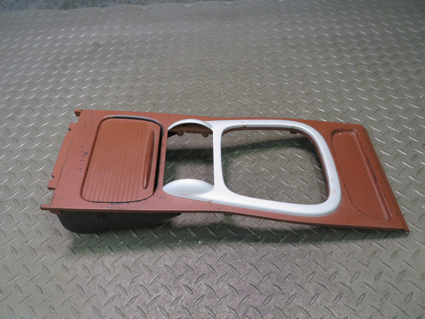 2003-2010 Porsche Cayenne 957 Center Console Trim Panel Compartment Storage