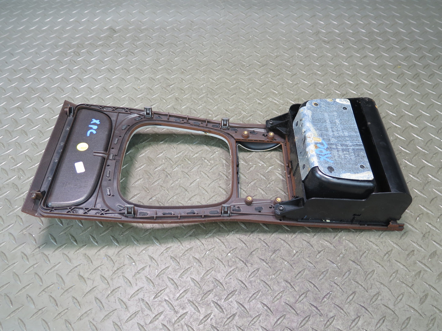 2003-2010 Porsche Cayenne 957 Center Console Trim Panel Compartment Storage
