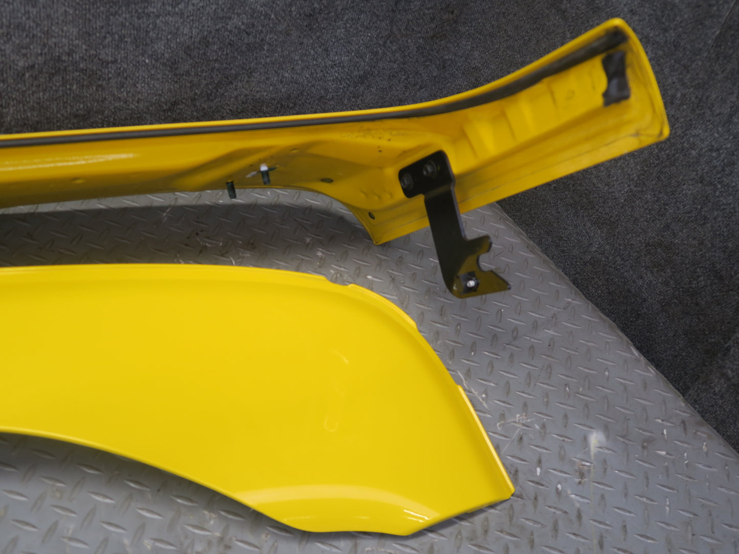 03-06 Chevrolet SSR Rear Tonneau Panel w Roof Stowage Cover Flipper Assy OEM