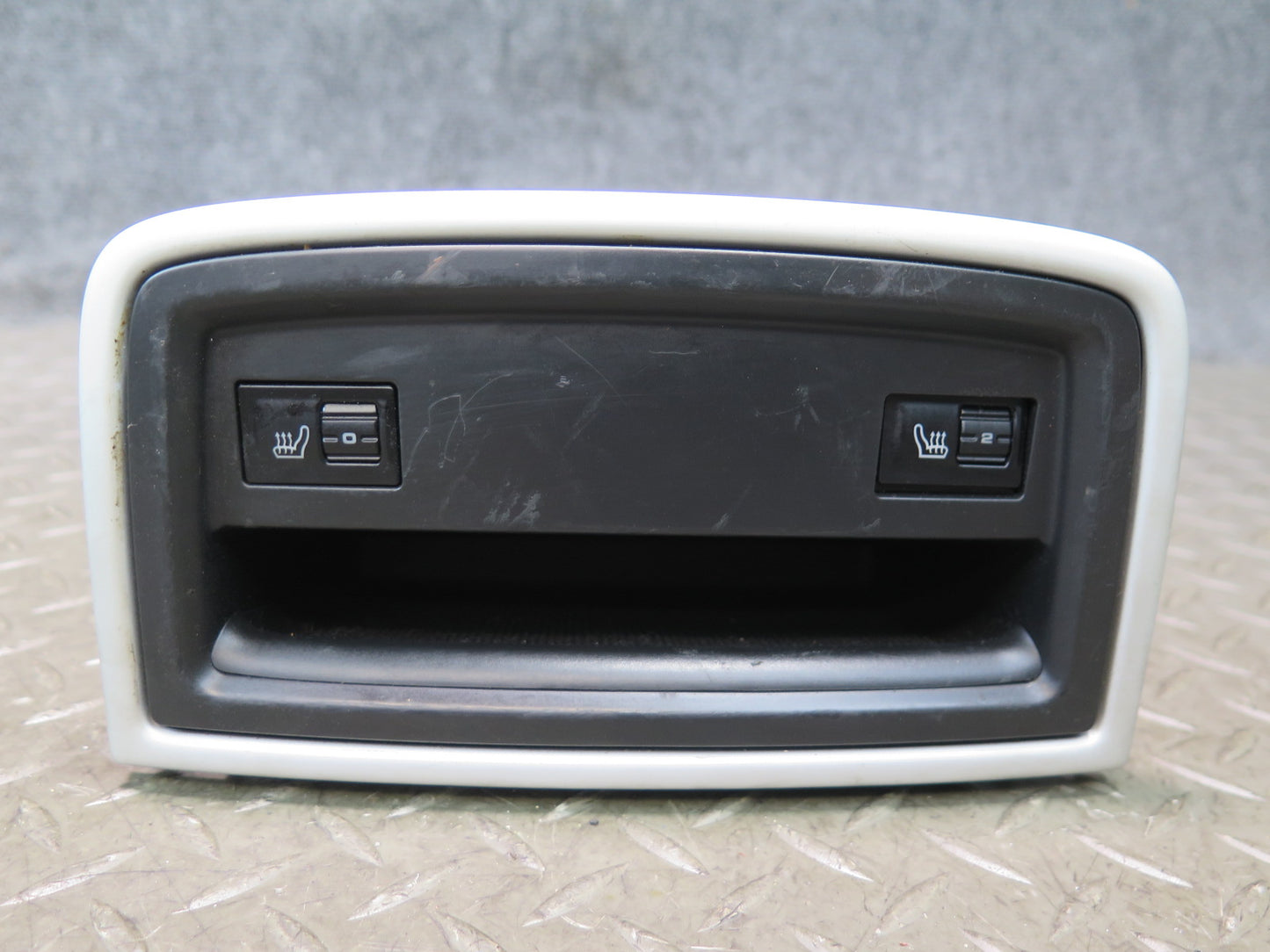 2003-2010 Porsche Cayenne 957 Rear Center Console Trim Panel Heated Seat Switch