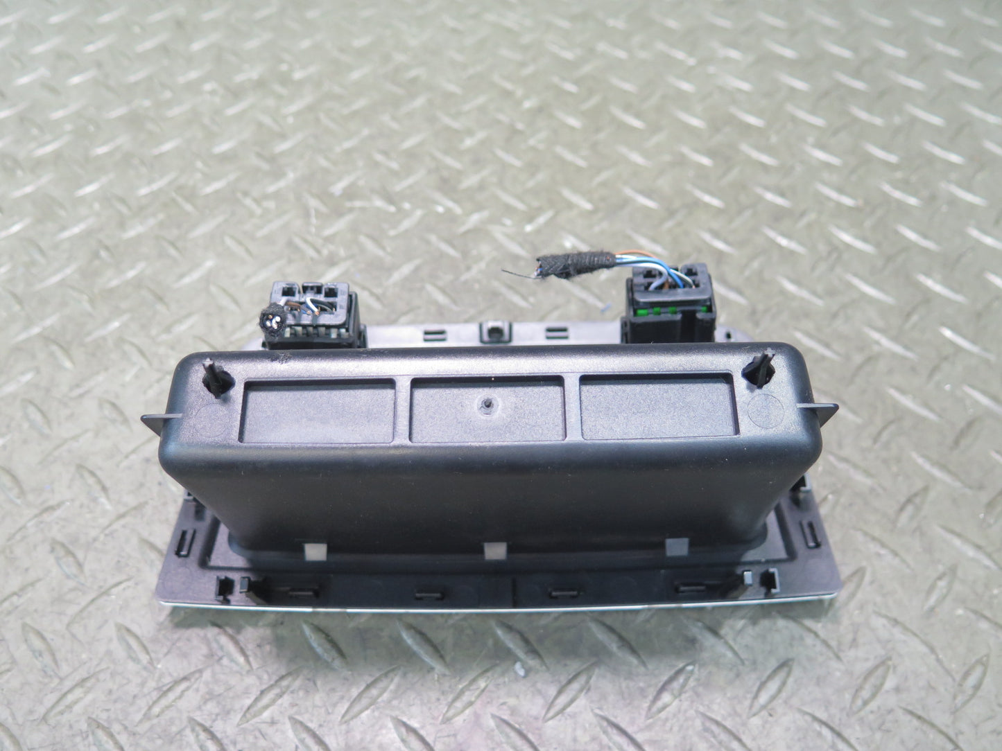 2003-2010 Porsche Cayenne 957 Rear Center Console Trim Panel Heated Seat Switch