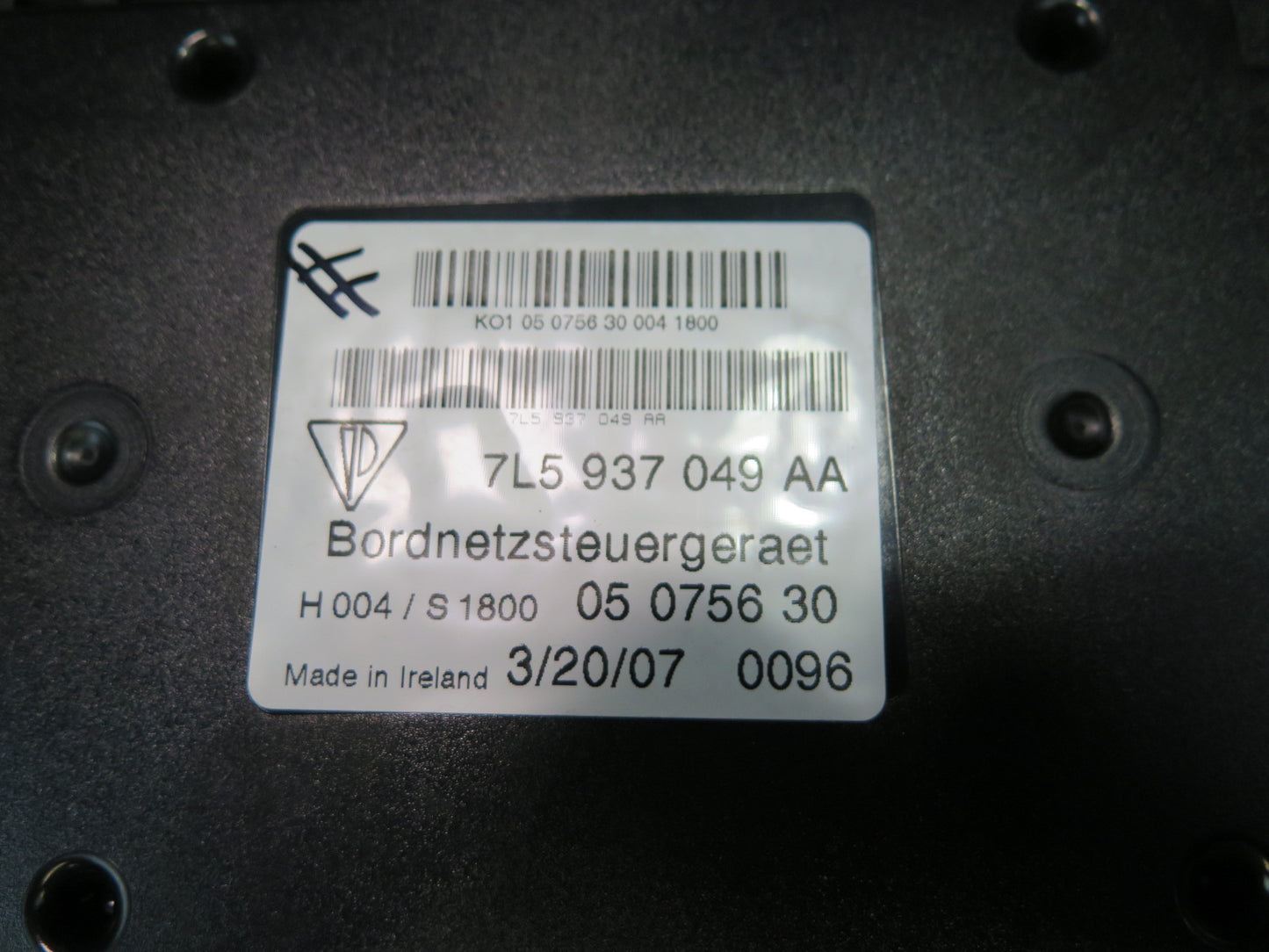 2008-2010 Porsche Cayenne 957 Body Control Module Unit BCM BCU 7L5937049AA