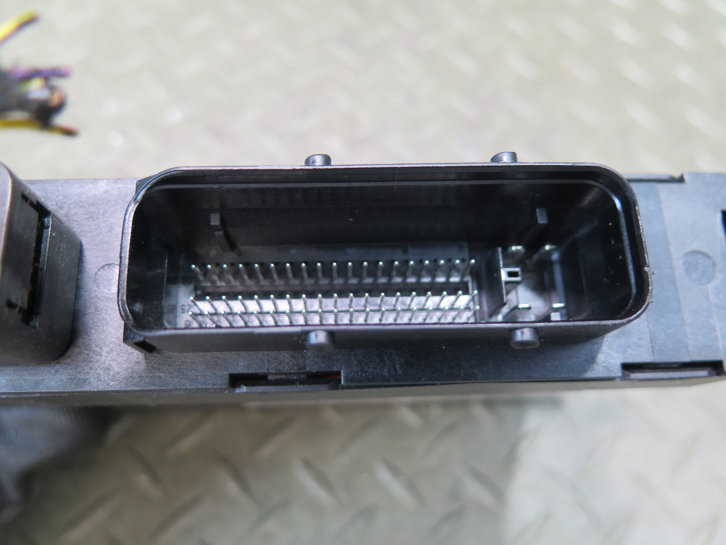 2008-2010 Porsche Cayenne 957 Keyless Immobilizer Theft Locking Control Module