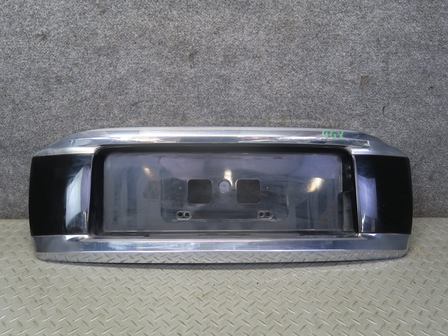 2010-2013 Lexus URJ150L GX460 Trunk Liftgate License Plate Surround Trim Molding