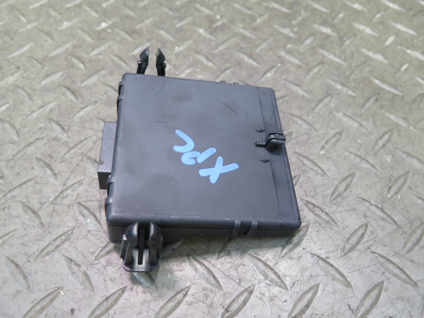 2008-2010 Porsche Cayenne 957 Gateway Computer Control Module 7L5907530B