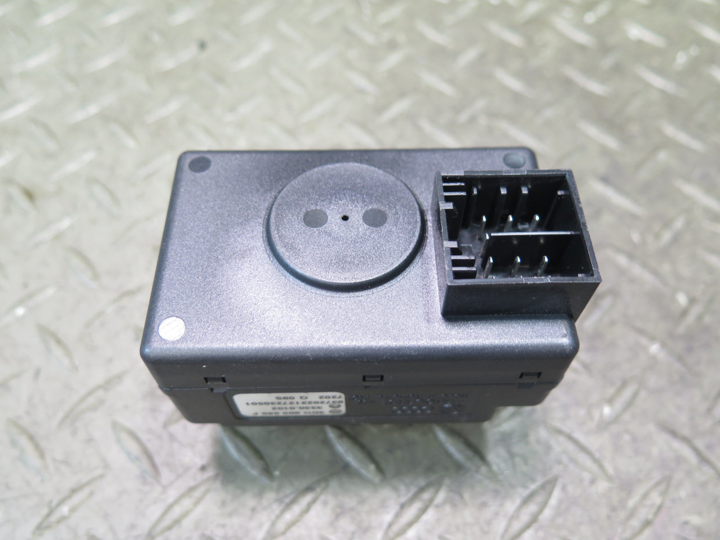 2003-2010 Porsche Cayenne 957 Ignition Switch w KEY 3D0905865F