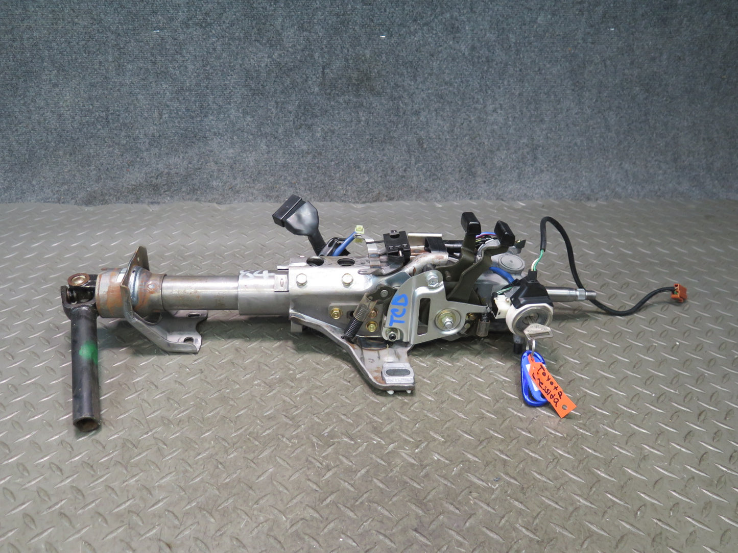 1986 Toyota Cressida MX73 A/T Sedan Steering Column Assembly w Lock KEY Set OEM