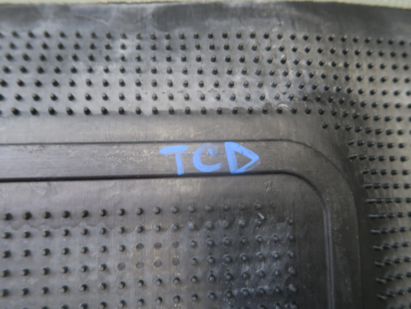84-86 Toyota Cressida MX73 Sedan Set of 4 Front & Rear Floor MAT Gray OEM