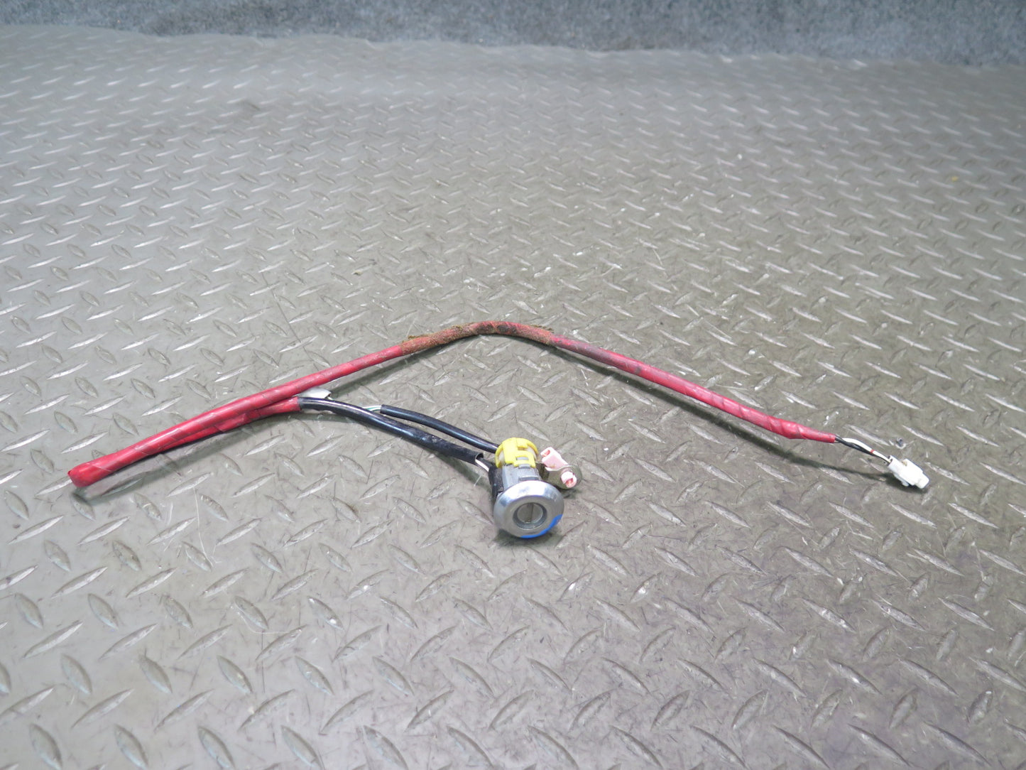1986 Toyota Cressida MX73 A/T Sedan Steering Column Assembly w Lock KEY Set OEM