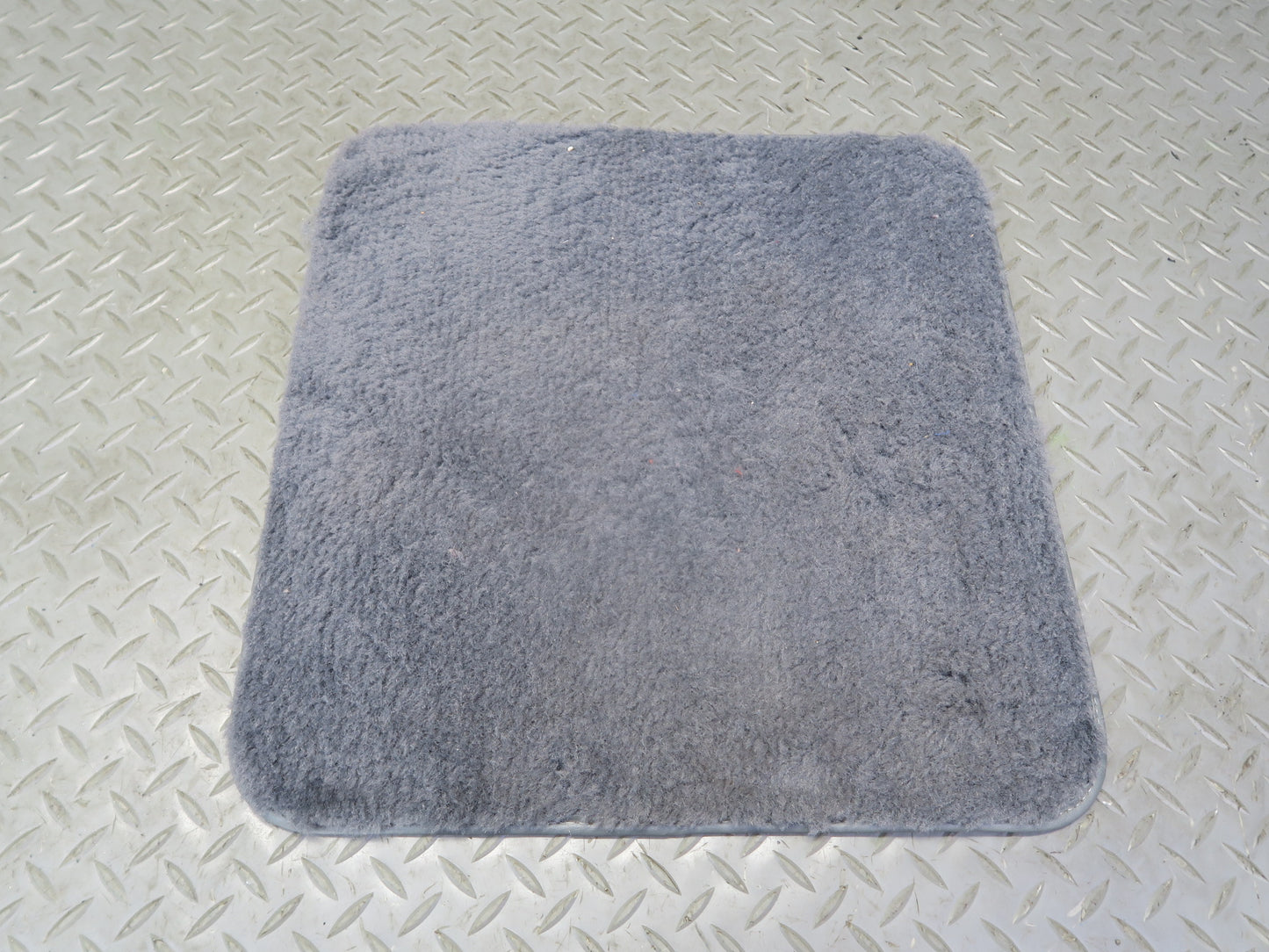 84-86 Toyota Cressida MX73 Sedan Set of 4 Front & Rear Floor MAT Gray OEM