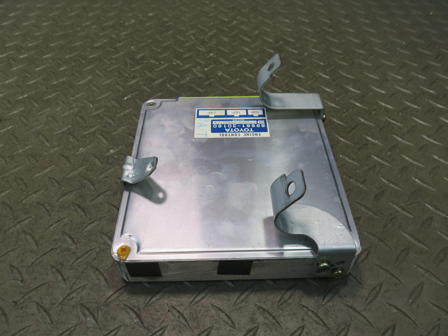 85-86 Toyota Cressida MX73 2.8L 5M-GE A/T ECU Engine Computer Control Module OEM