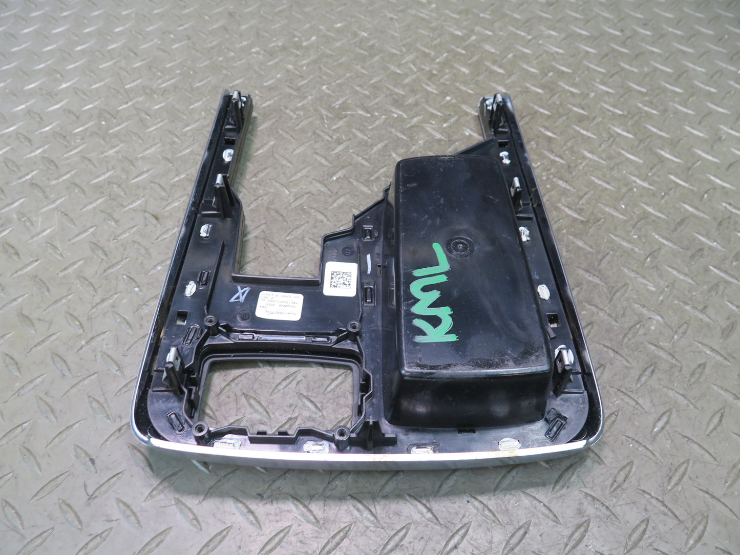 12-15 Mercedes W166 Ml-class Center Console Trim Bezel Cover Panel 16930748 OEM