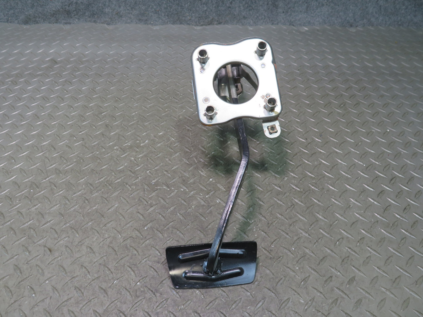84-88 Toyota Cressida MX73 Brake Pedal Assembly OEM