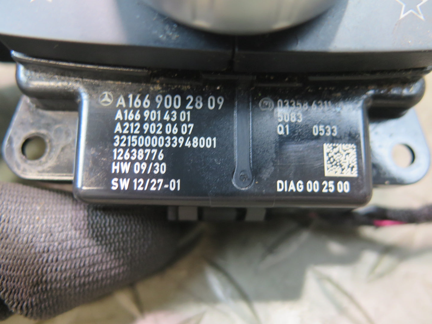 12-15 Mercedes W166 Ml-class Console Media Radio Control Switch 1669002809 OEM