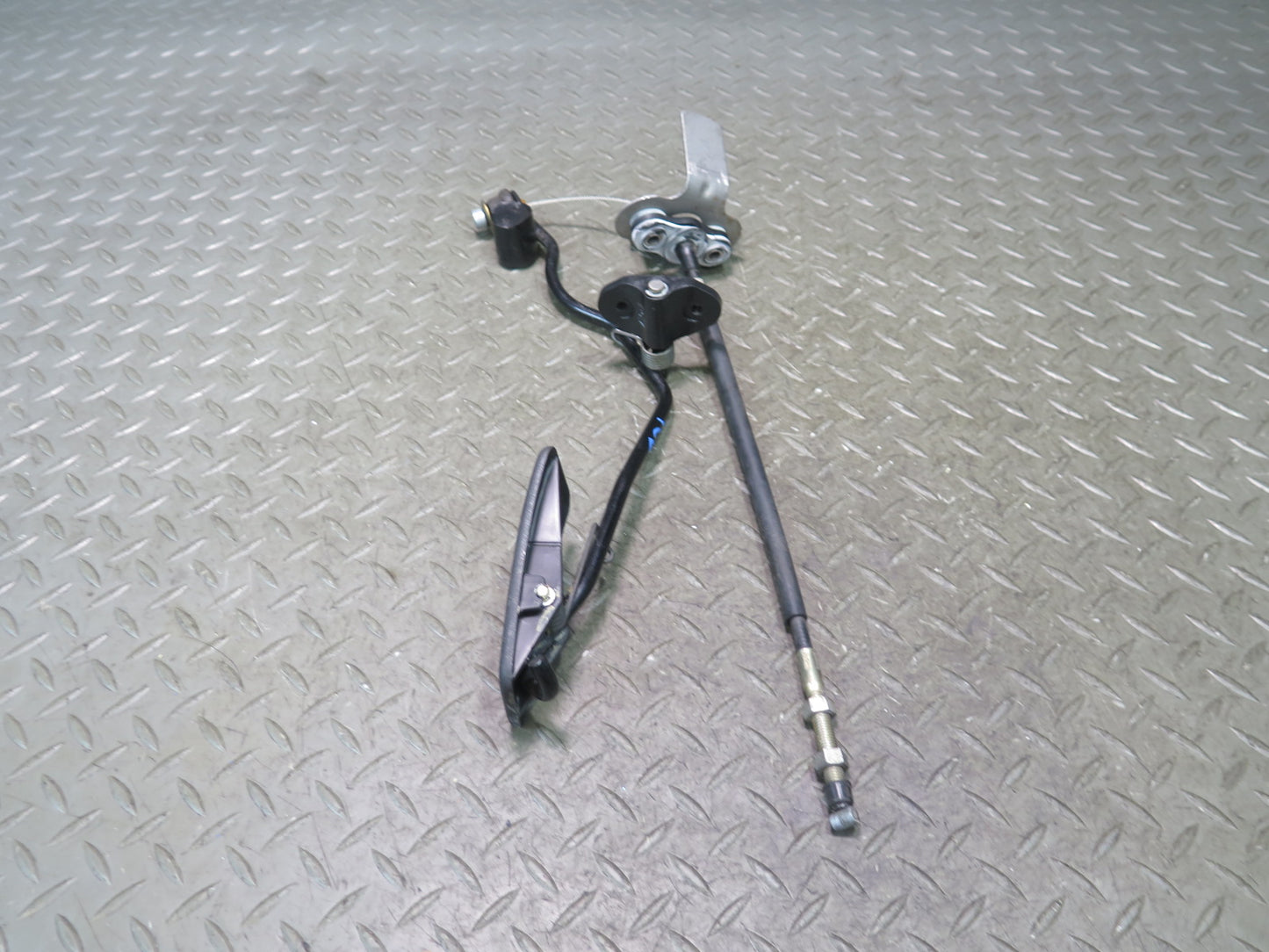 84-88 Toyota Cressida MX73 Gas Acceleration Pedal w Cable OEM