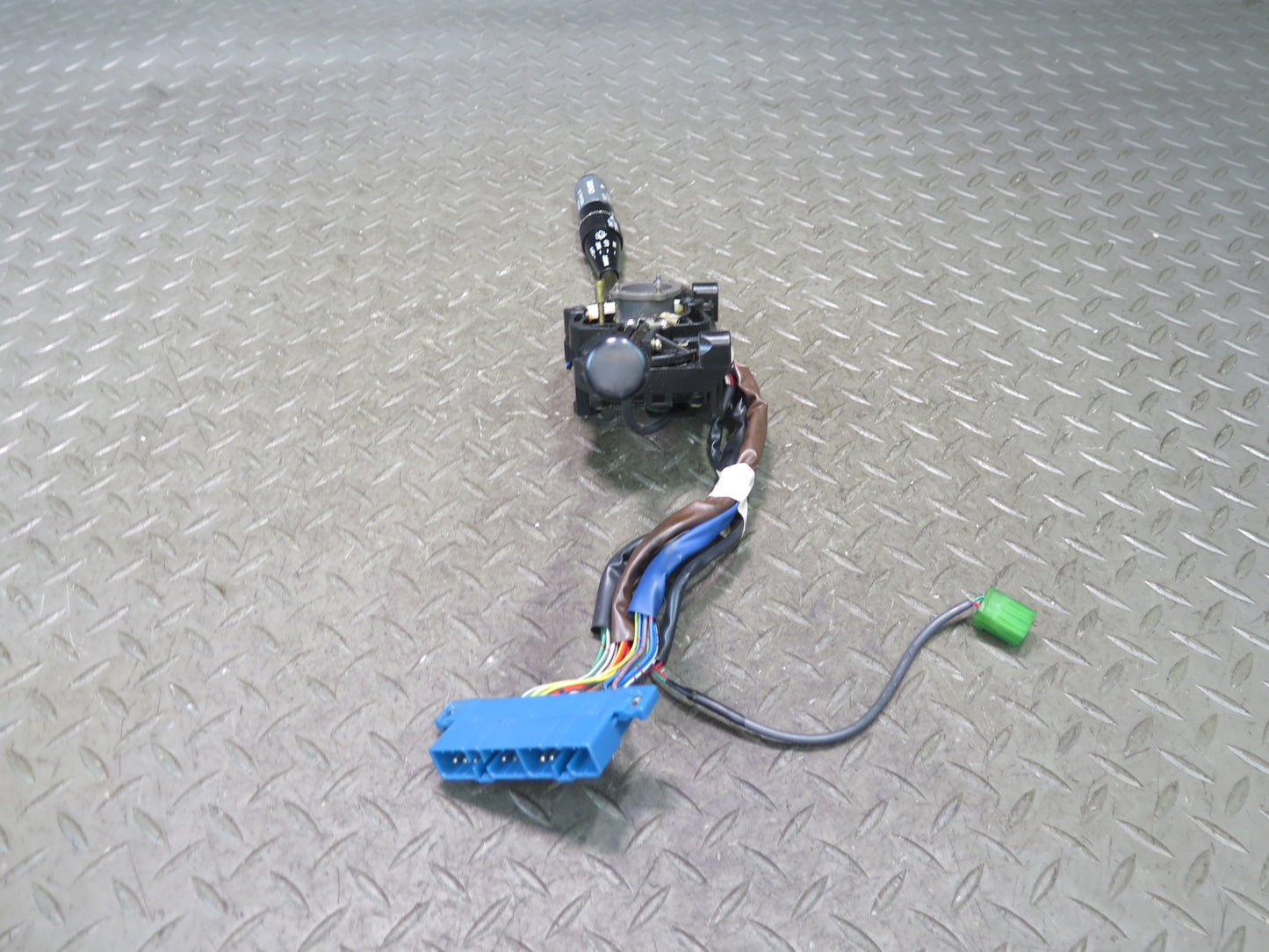 84-86 Toyota Cressida MX73 Steering Column Turn Signal Cruise Wiper Switch OEM
