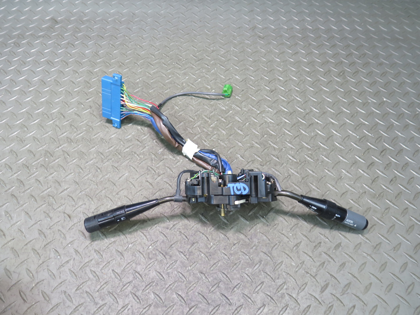 84-86 Toyota Cressida MX73 Steering Column Turn Signal Cruise Wiper Switch OEM