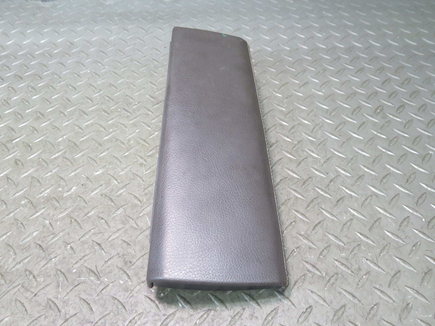 12-15 Mercedes W166 Ml-class Center Console Leather Armrest Lid Cover Panel Set