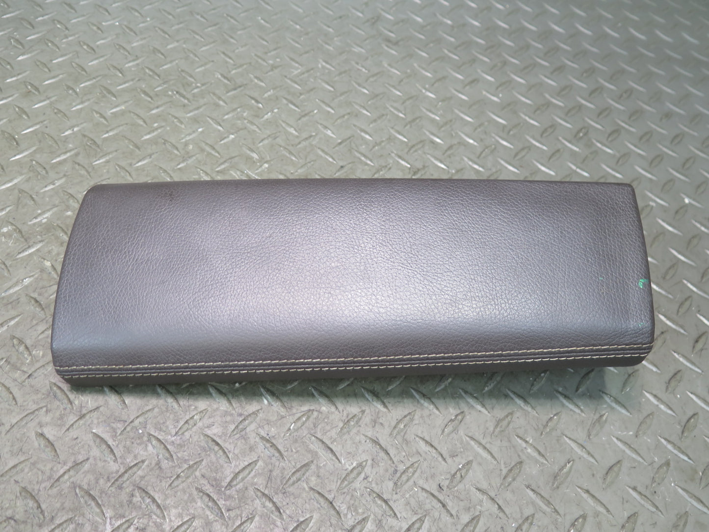 12-15 Mercedes W166 Ml-class Center Console Leather Armrest Lid Cover Panel Set