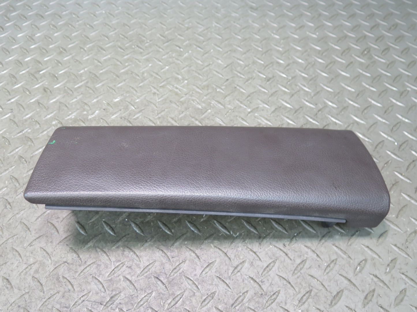 12-15 Mercedes W166 Ml-class Center Console Leather Armrest Lid Cover Panel Set
