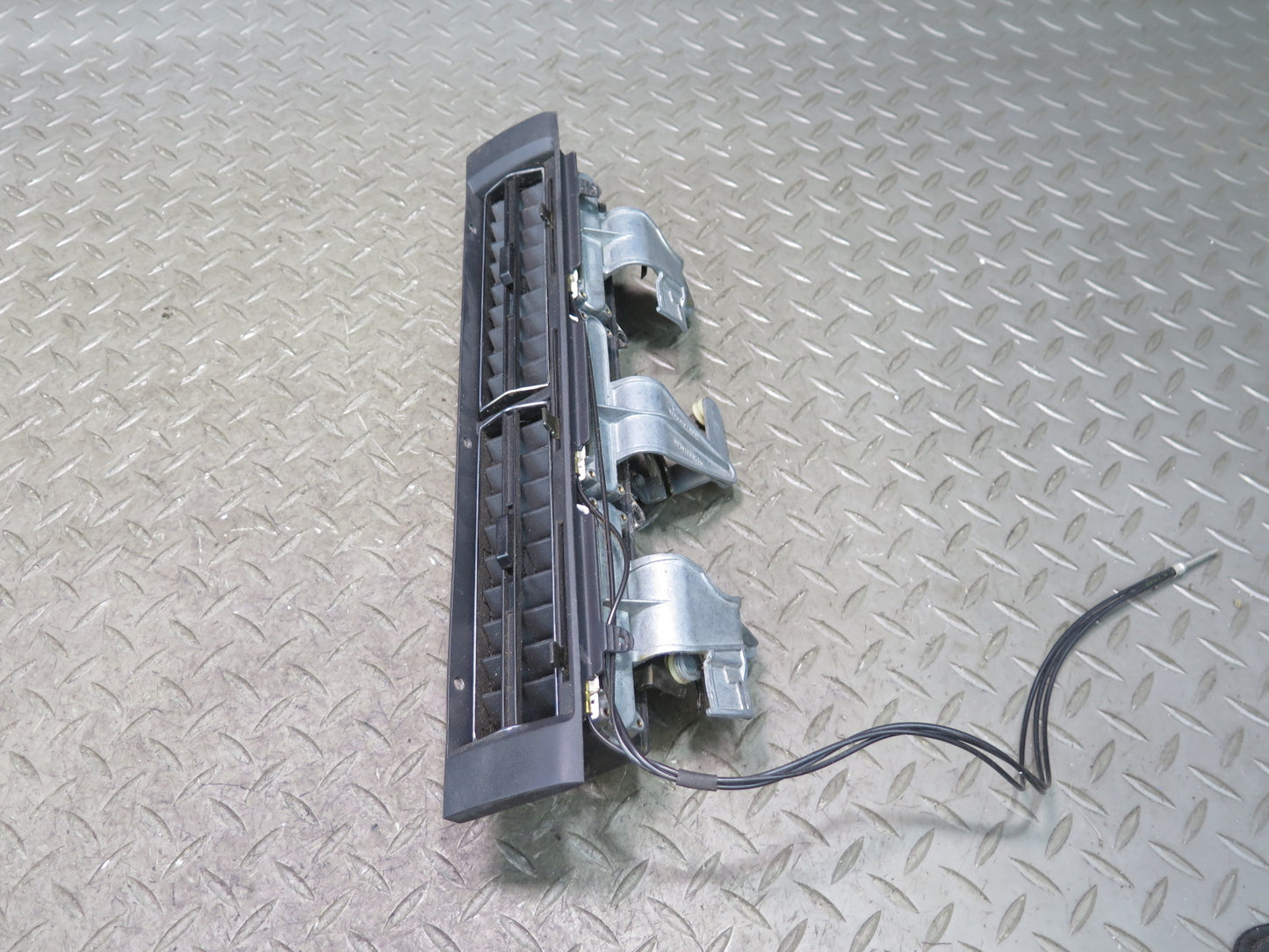 86-91 Mercedes W126 420SEL 560SEL Set of 5 Dash A/C Air Vent Grille Black OEM