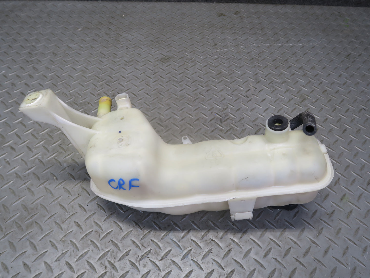 03-06 Chevrolet SSR Engine Coolant Expansion Overflow Reservoir Tank Bottle OEM