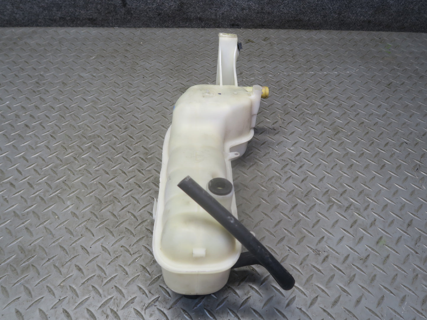 03-06 Chevrolet SSR Engine Coolant Expansion Overflow Reservoir Tank Bottle OEM