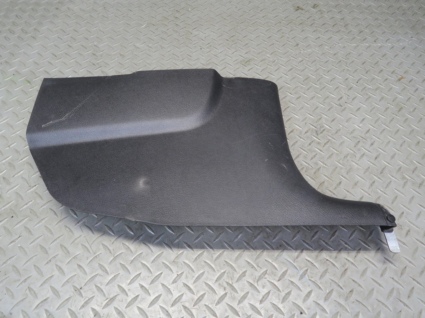 03-06 Chevrolet SSR Set of 2 Front Left & Right Kick Trim Panel Black OEM