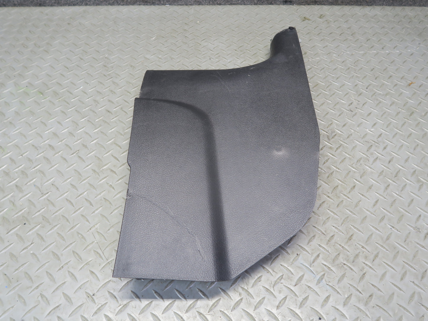 03-06 Chevrolet SSR Set of 2 Front Left & Right Kick Trim Panel Black OEM