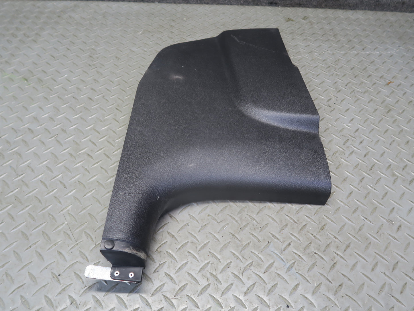03-06 Chevrolet SSR Set of 2 Front Left & Right Kick Trim Panel Black OEM